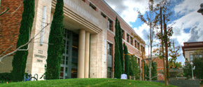 Front of Leatherby Library near Attallah Piazza, a common event venue.