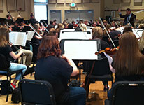 Chapman faculty member Daniel Alfred Wachs leads a clinic with Highland High School