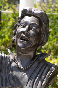Ethel Murman bust