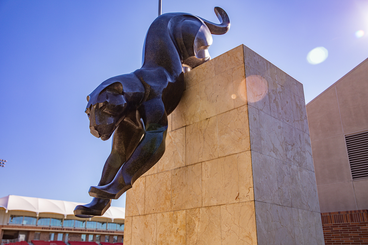 panther statue