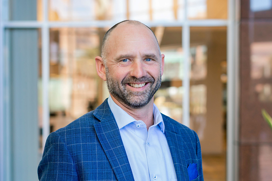 Photo of Alex Hayden '95