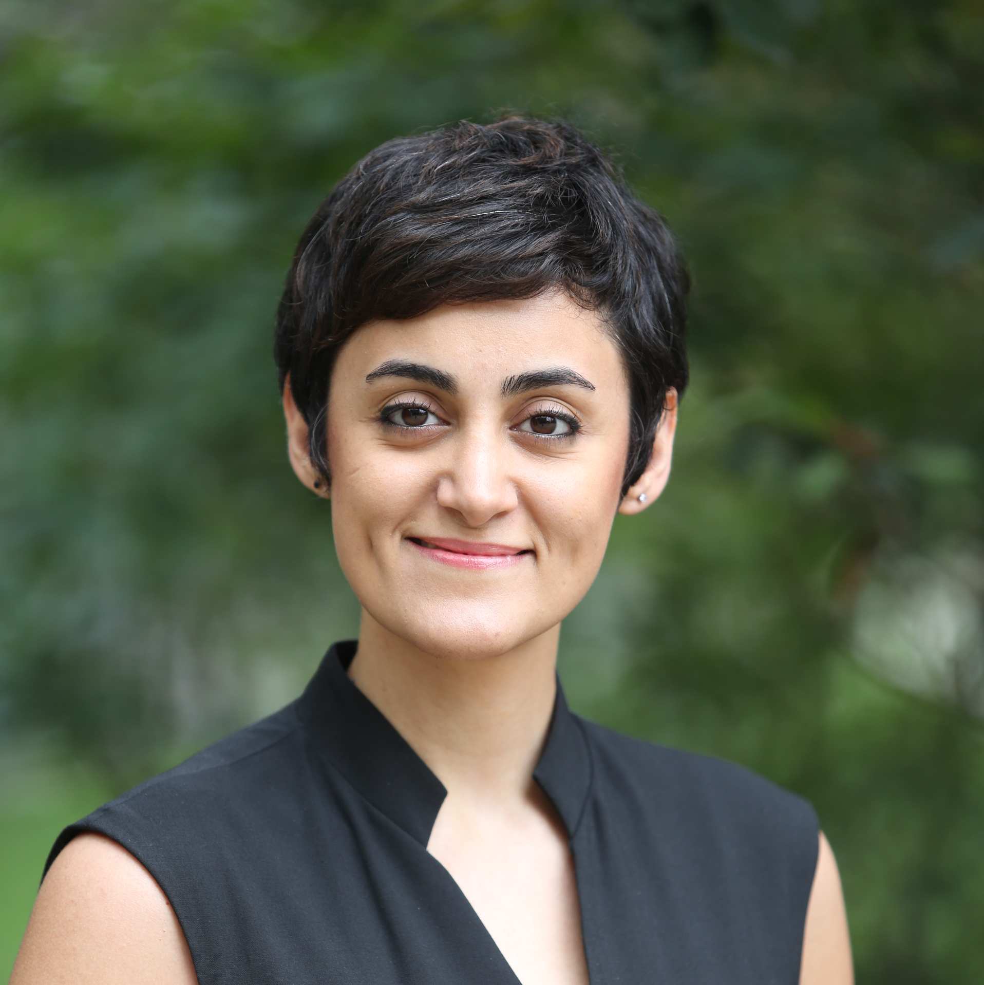 photo of Dr. Mina Ameri