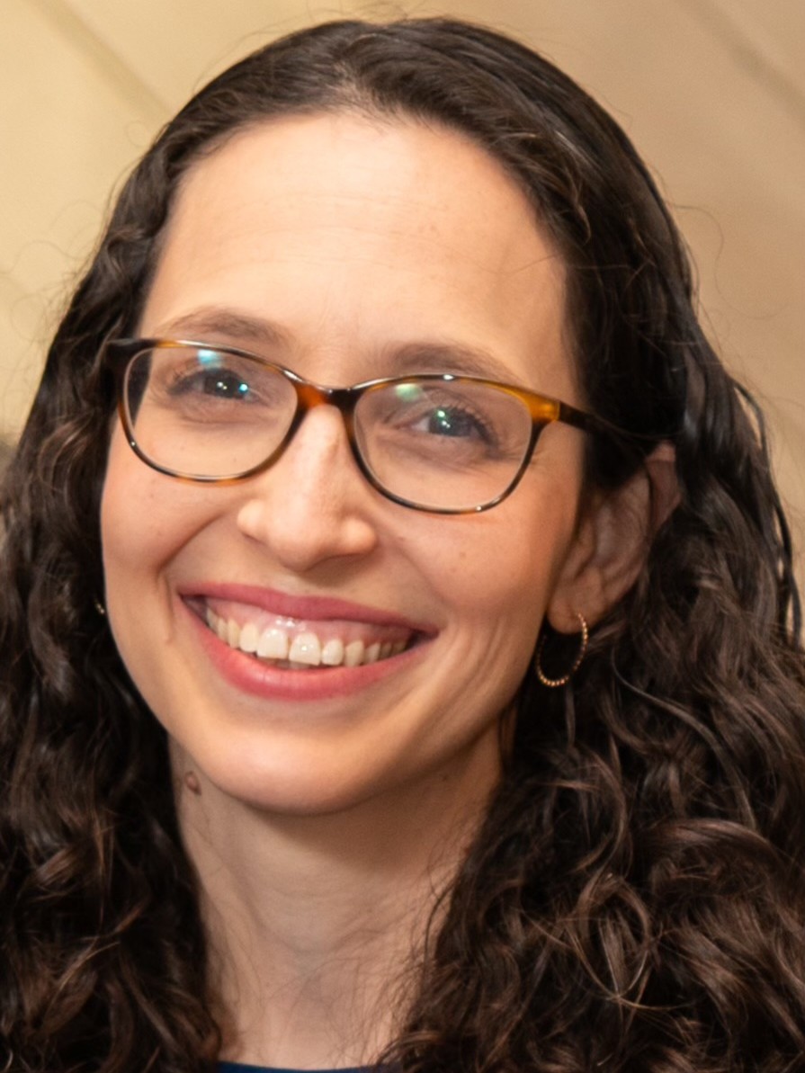 photo of Rabbi Cassi Kail