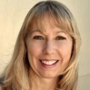 Cathy Sheetz Headshot