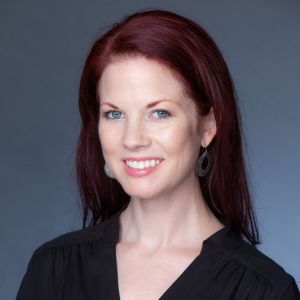 Pamela Mikkelsen headshot