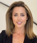 Rebecca Gold headshot 