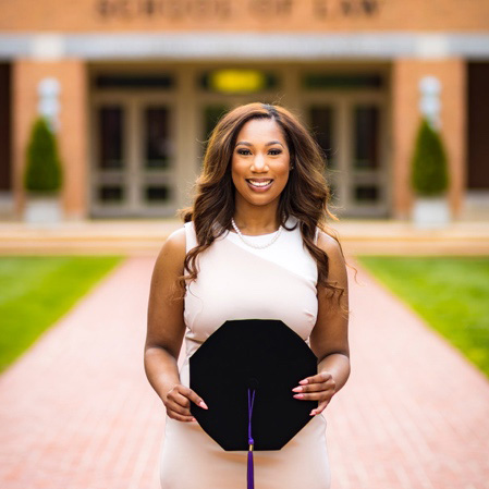 photo of Victoria Isom