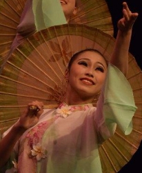 Taiwanese dance performer