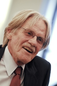 photo of Dr. Vernon Smith