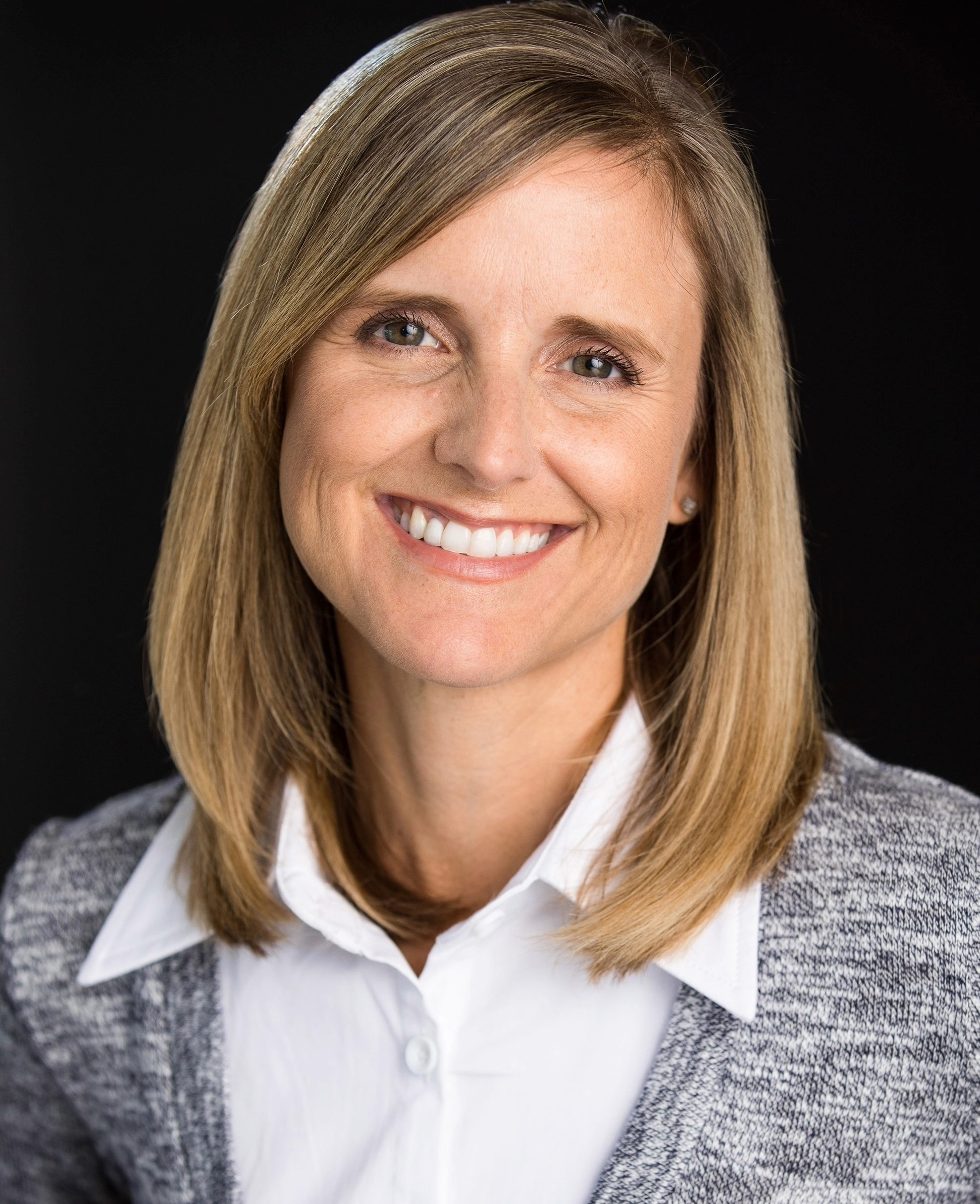 Photo of Kari Hayter