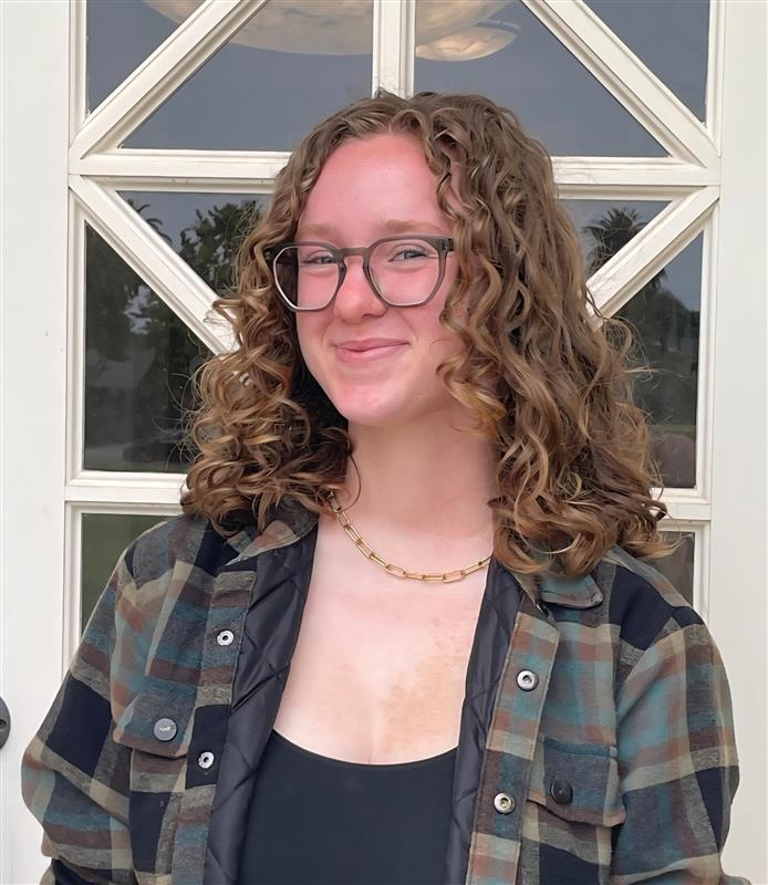 photo of Karli Lonnquist