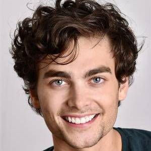 photo of Chaz Gillette