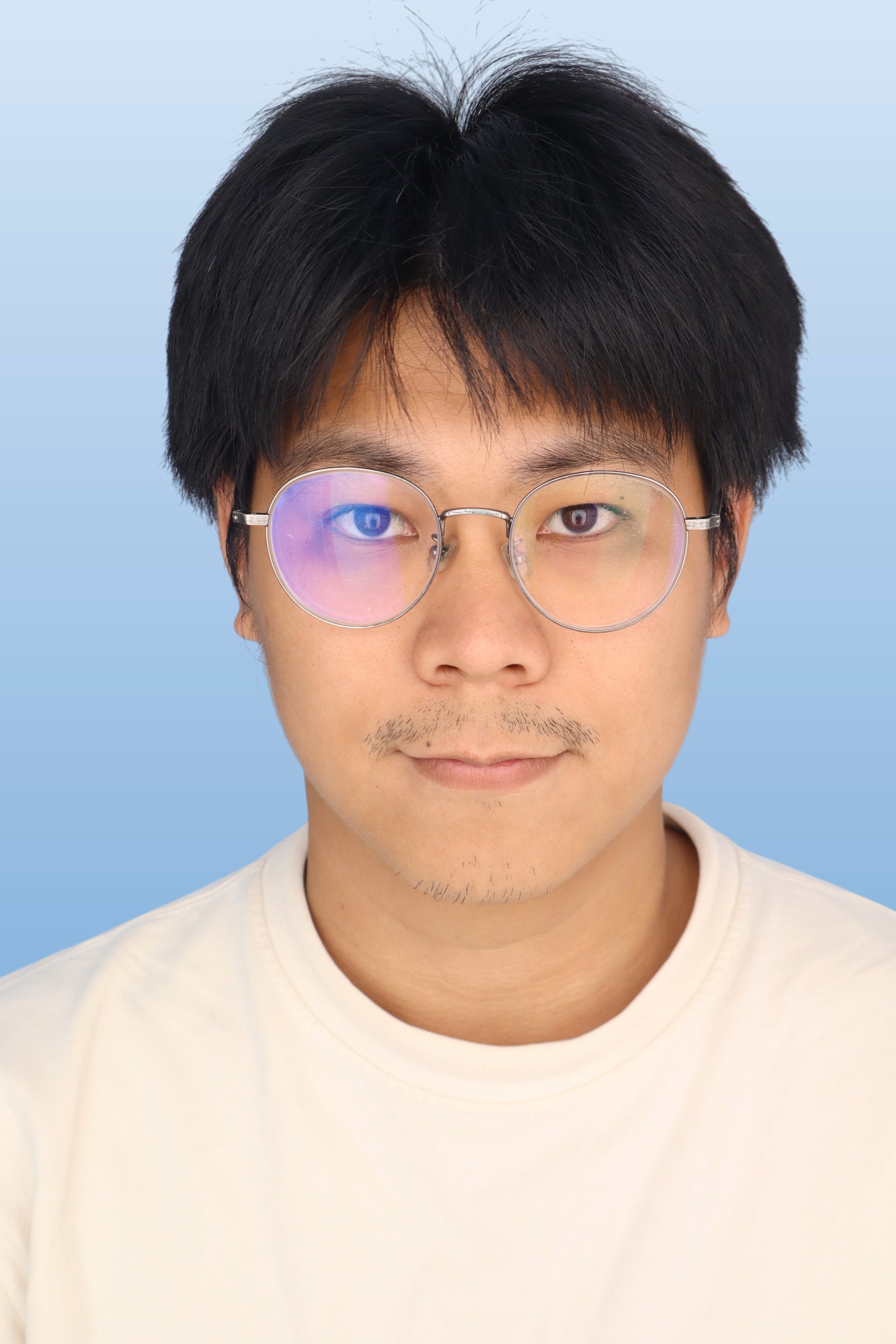 Li-Yu Shen headshot