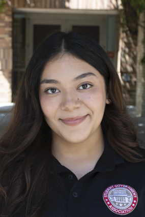 photo of Evelyn Gaona