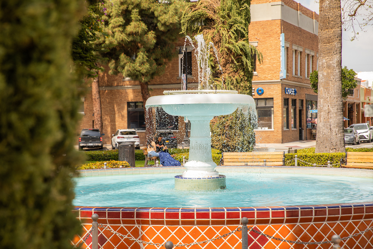 Fountain at the Orange Circle